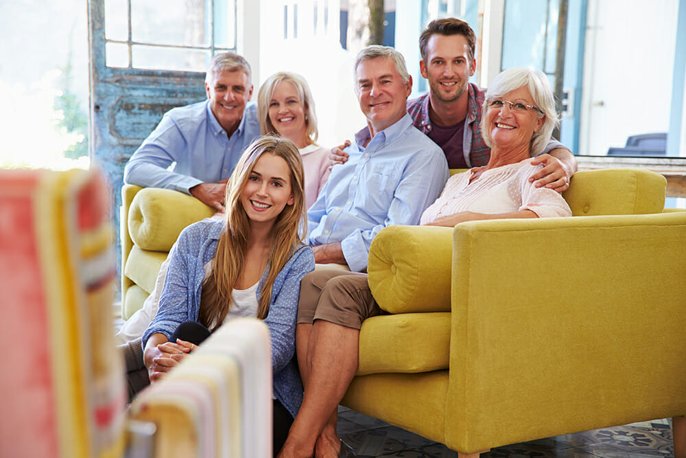 family portrait photography tips sofa