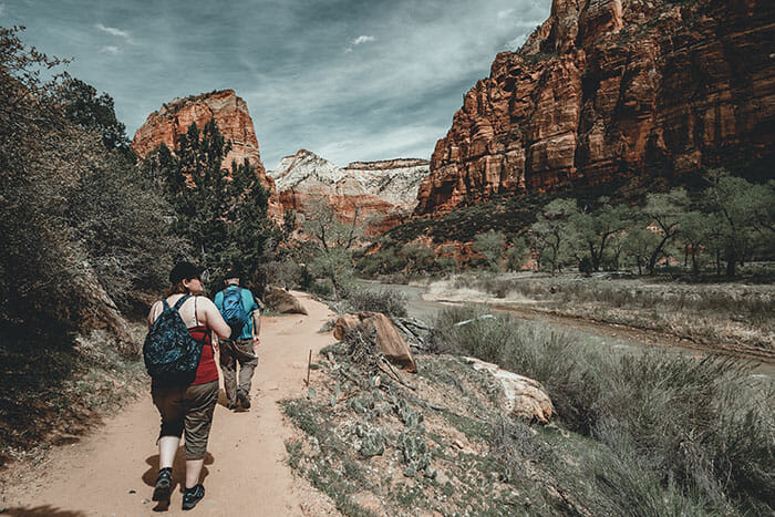 hiking angels landing