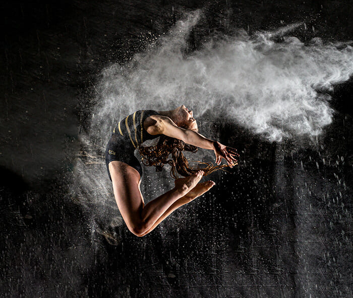 paint powder with a dancer low key
