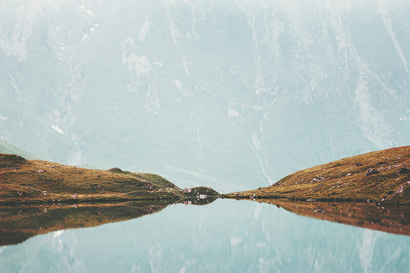 Lake,And,Mountains,Mirror,Reflection,Water,Minimal,Landscape,Summer,Travel minimalist photo iphotography rule of thirds example