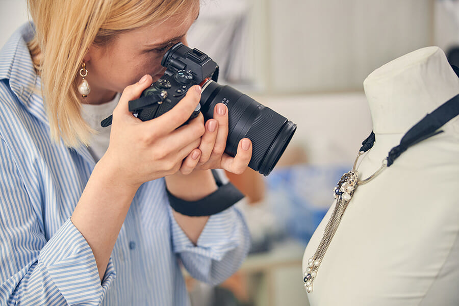 How to Photograph Jewelry