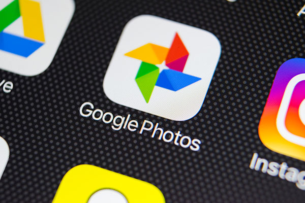 Sankt-petersburg,,Russia,,February,20,,2018:,Google,Photos,Plus,Application,Icon