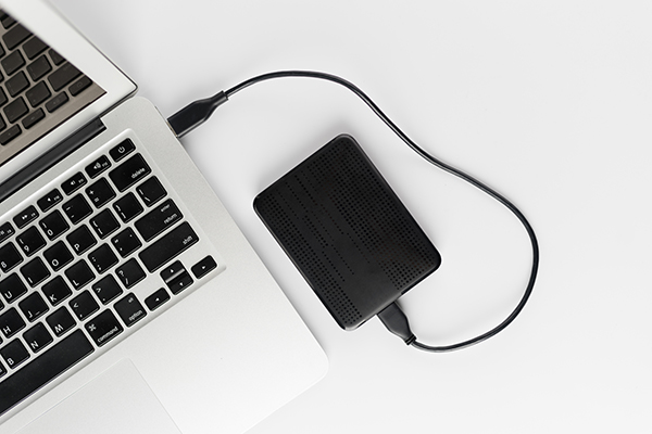 External,Hard,Drive,Connect,To,Laptop,Computer Online Photo Storage