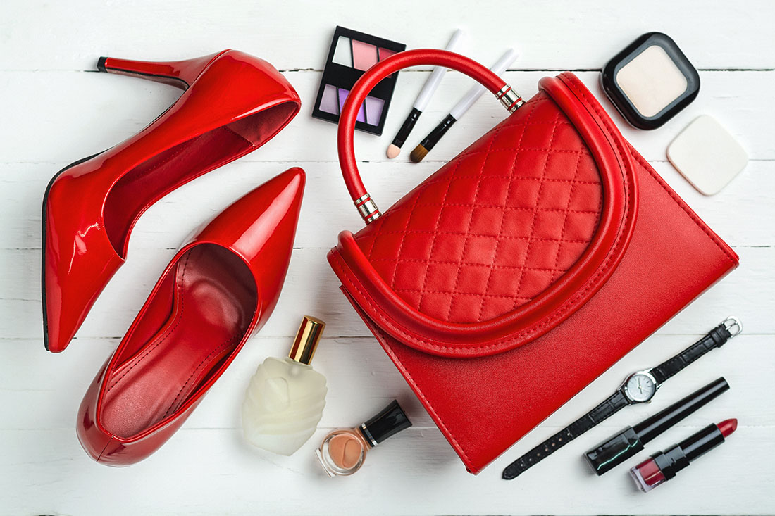 Overhead,View,Of,Essential,Beauty,Items,,Top,View,Of,Red Product Photography Tutorial